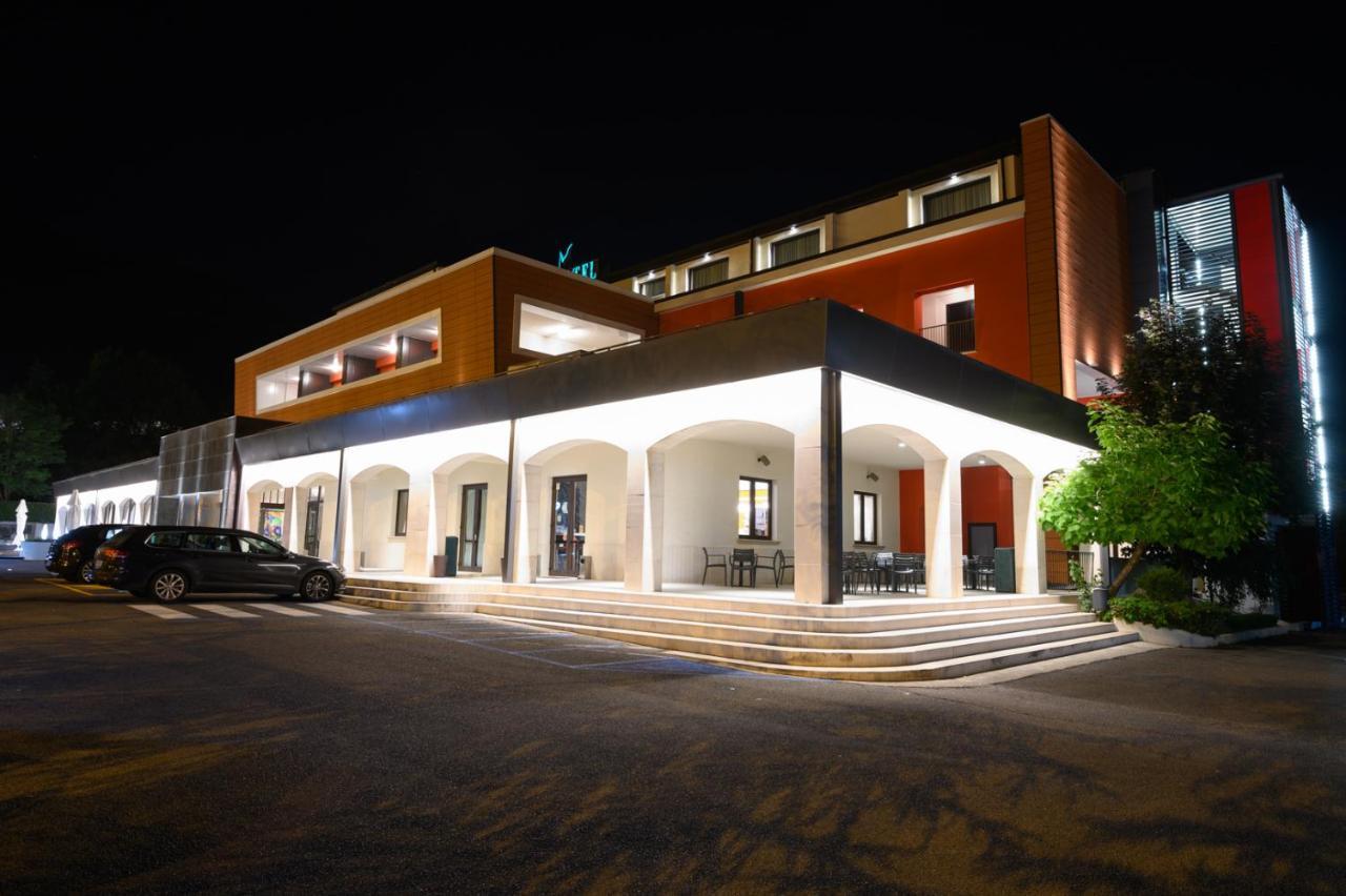 Bhotel Lagonegro Exteriér fotografie