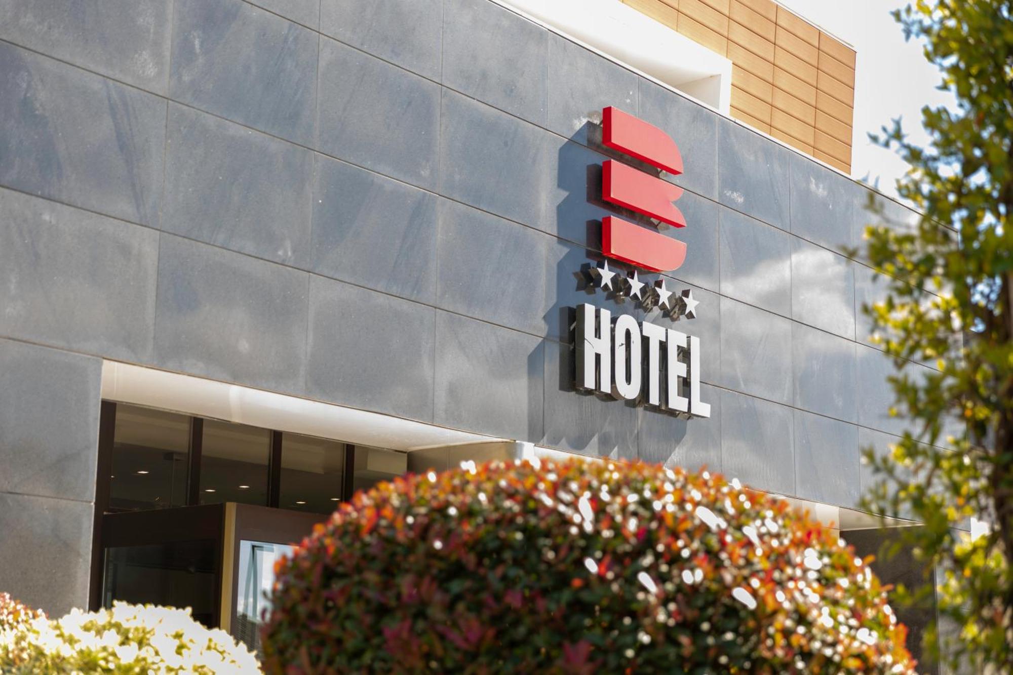 Bhotel Lagonegro Exteriér fotografie